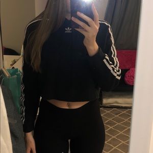 cropped hoodie